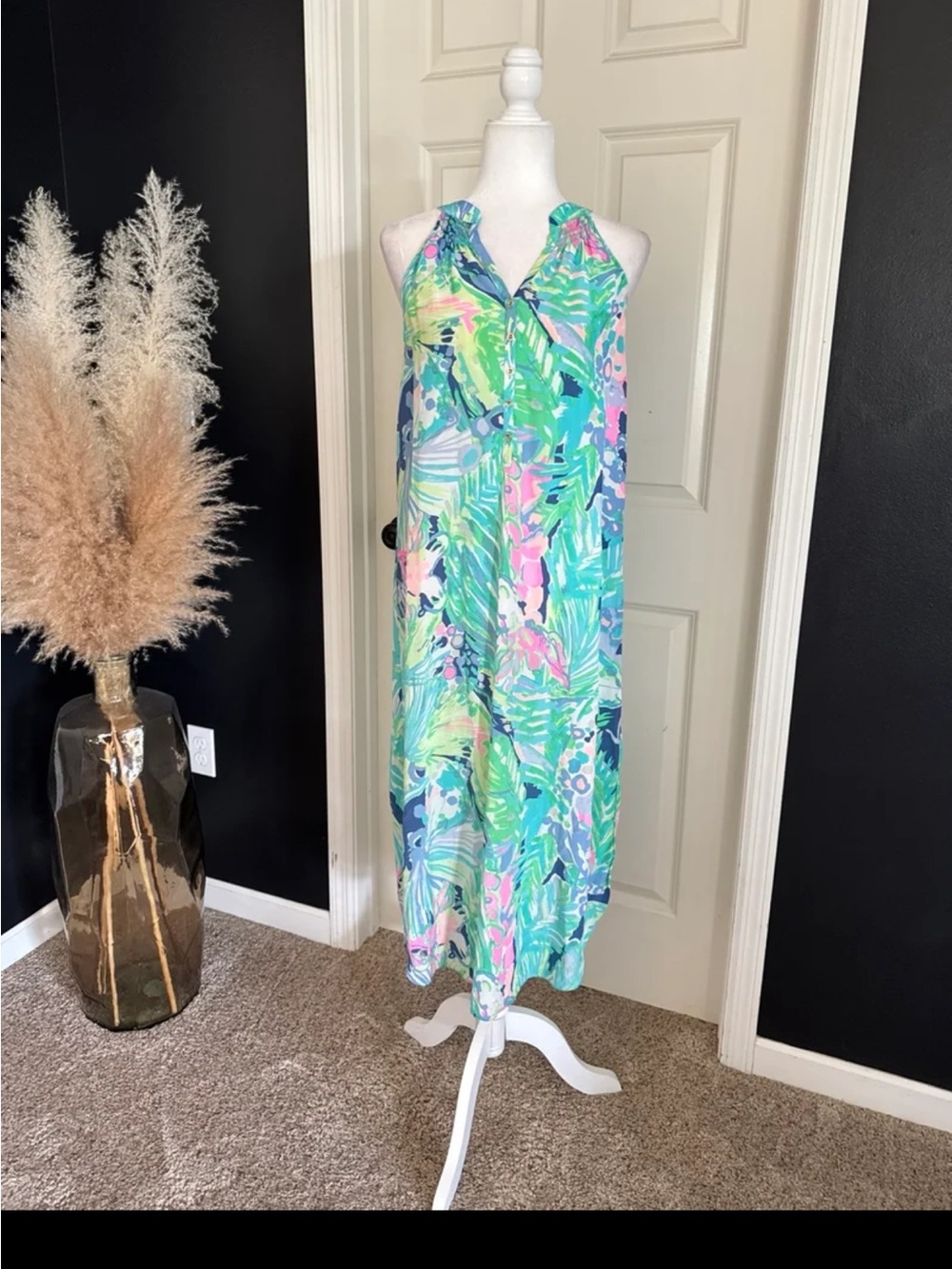 Lilly Pulitzer Bailey Floral Maxi Dress 100% Silk
size Small - Picture 9 of 12